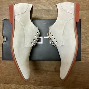 Aldo Suede Dress Oxford Light Grey Sz. 11